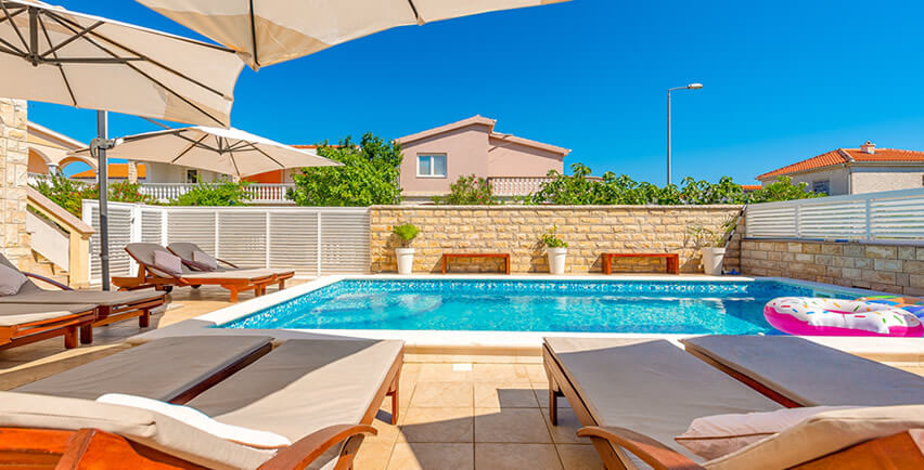 Relax by the pool, Villa Karmen Vir